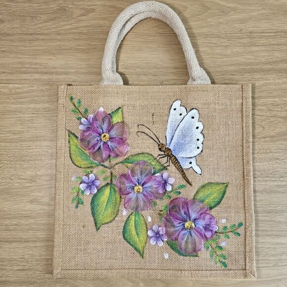 Hand-Made Bags Jute Craft-Fabric Ribbon Flowers Hand Painted Butterfly Gift New - Picture 1 of 7